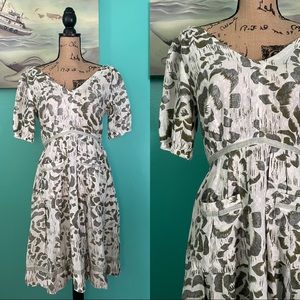 Vintage White And Grey Floral Dress / Bow Details